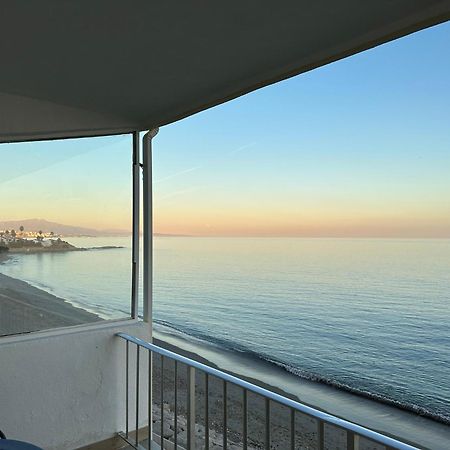 Beachfront, Top Floor Corner 2-Bed, Estepona Paseo公寓 外观 照片
