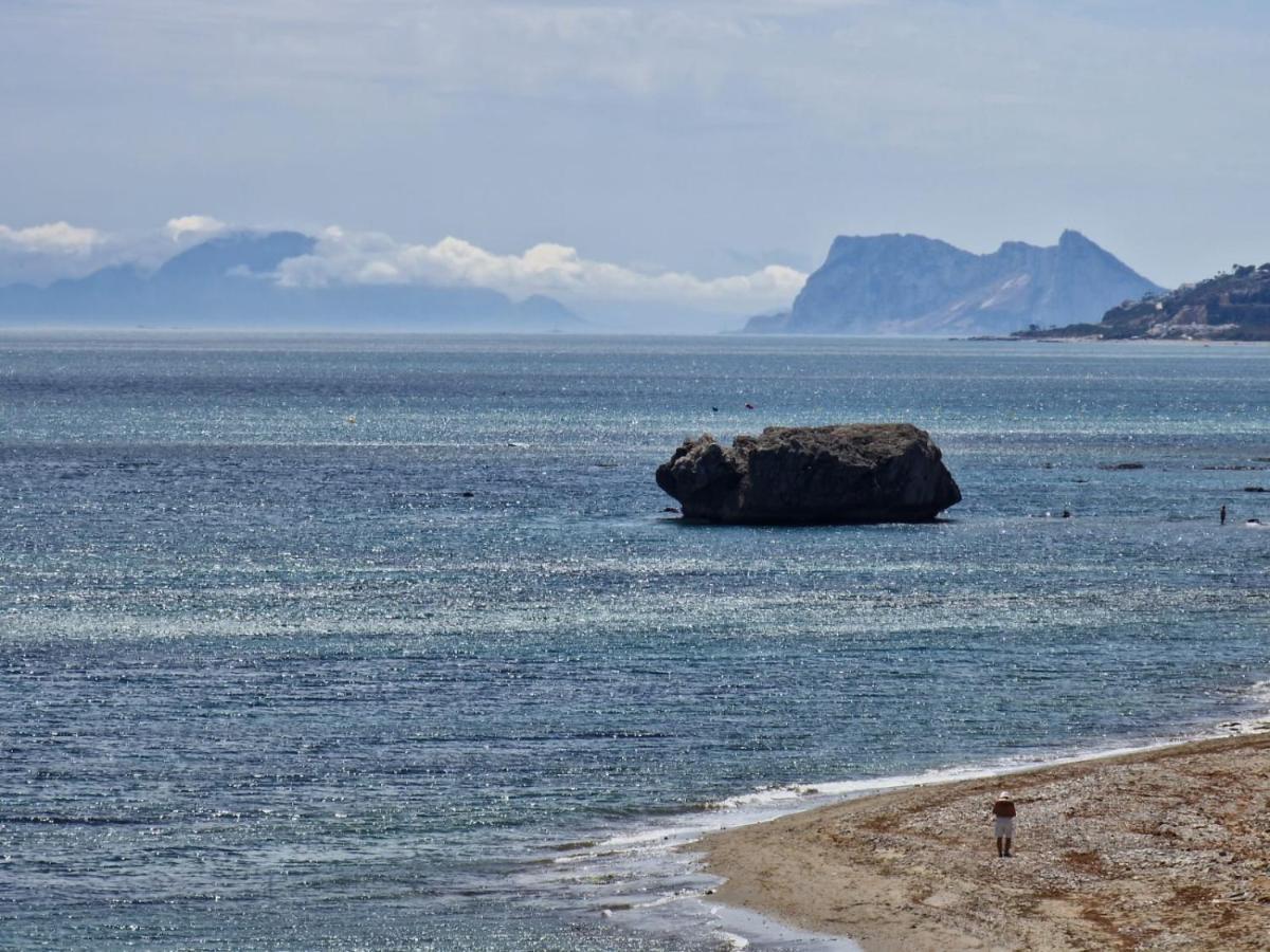 Beachfront, Top Floor Corner 2-Bed, Estepona Paseo公寓 外观 照片